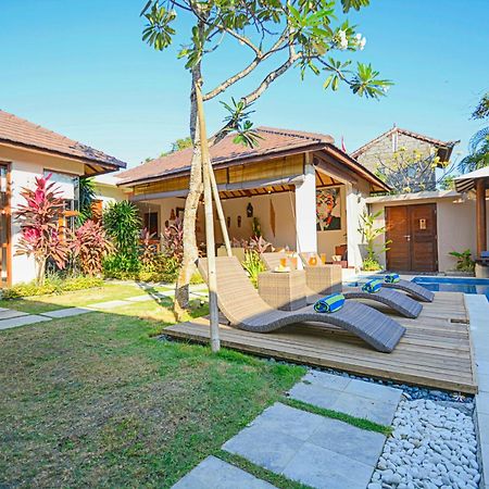 Samana Villas Legian Quarto foto